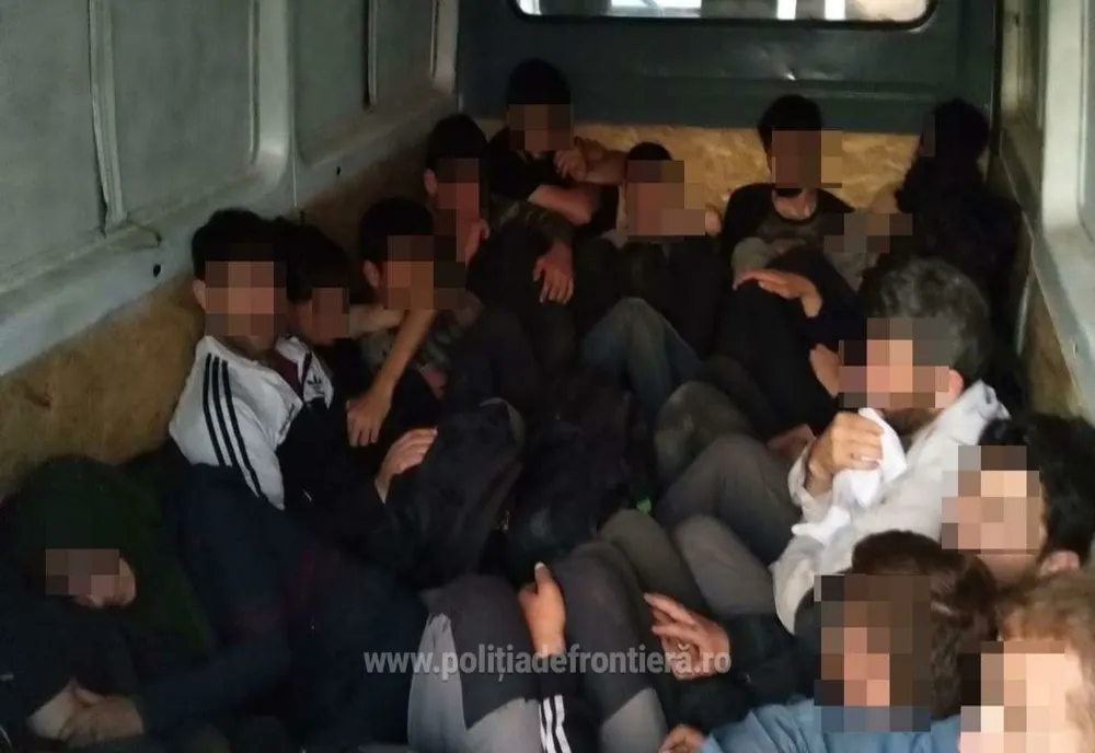 VIDEO| 20 de migranți depistați de polițiștii de frontieră constănțeni