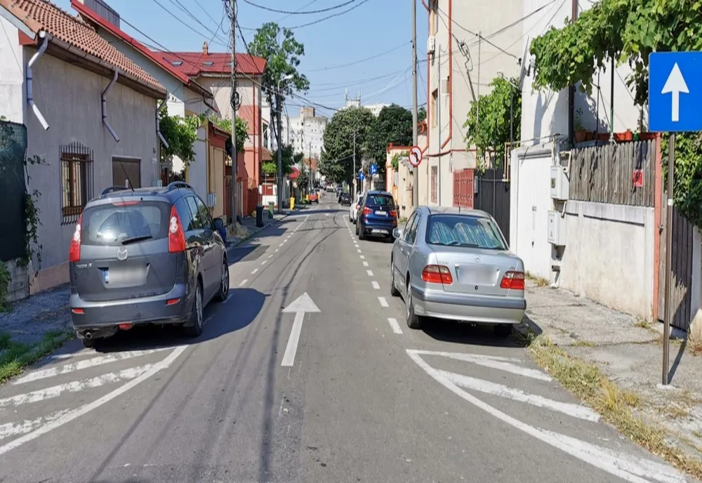Se recondiționează carosabilul pe două artere rutiere din municipiul Constanța