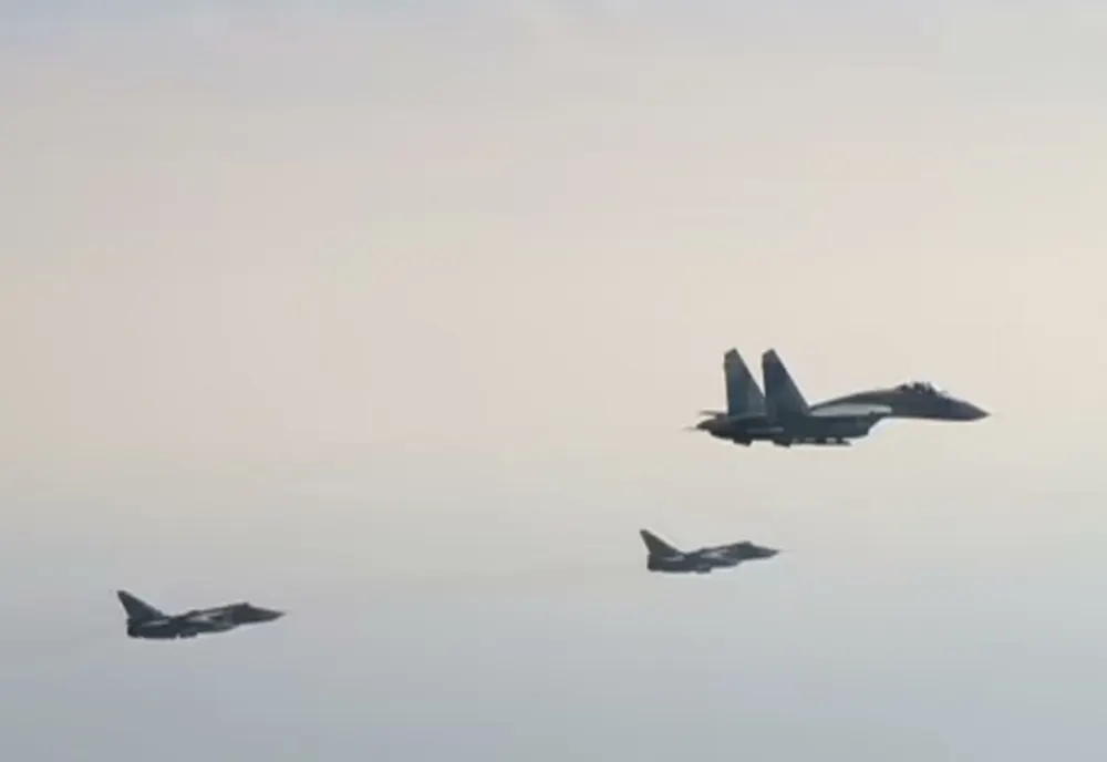 Avionul interceptat de aeronave F-16 la Turnu Severin, găsit ABANDONAT în Bulgaria