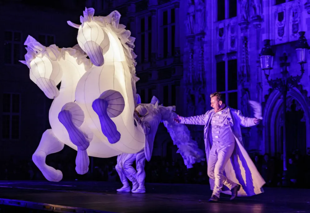 Una dintre cele mai apreciate trupe de teatru de stradă din lume, la FITIC 7.0!