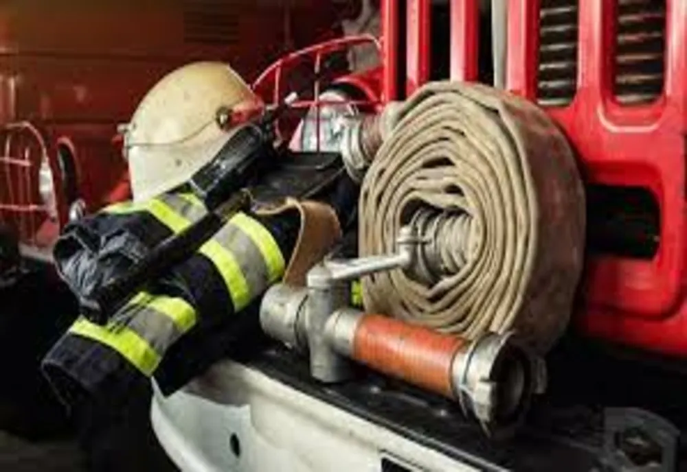 Incendiu într-o garsonieră din Constanța. Cinci persoane s-au autoevacuat