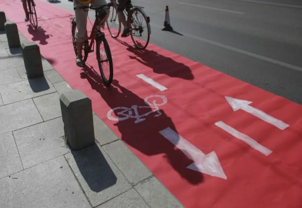 Scandal pe o pistă de biciclete din Constanta. O persoană a ajuns la spital 