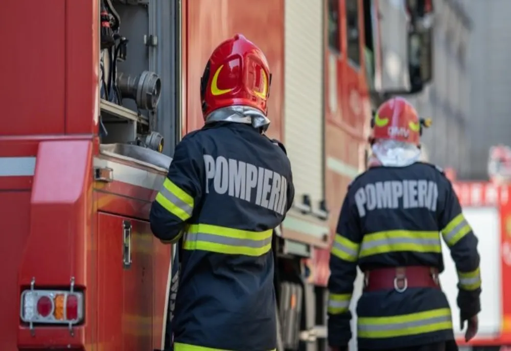O cratiță uitată pe foc a pus pe jar pompierii constănțeni