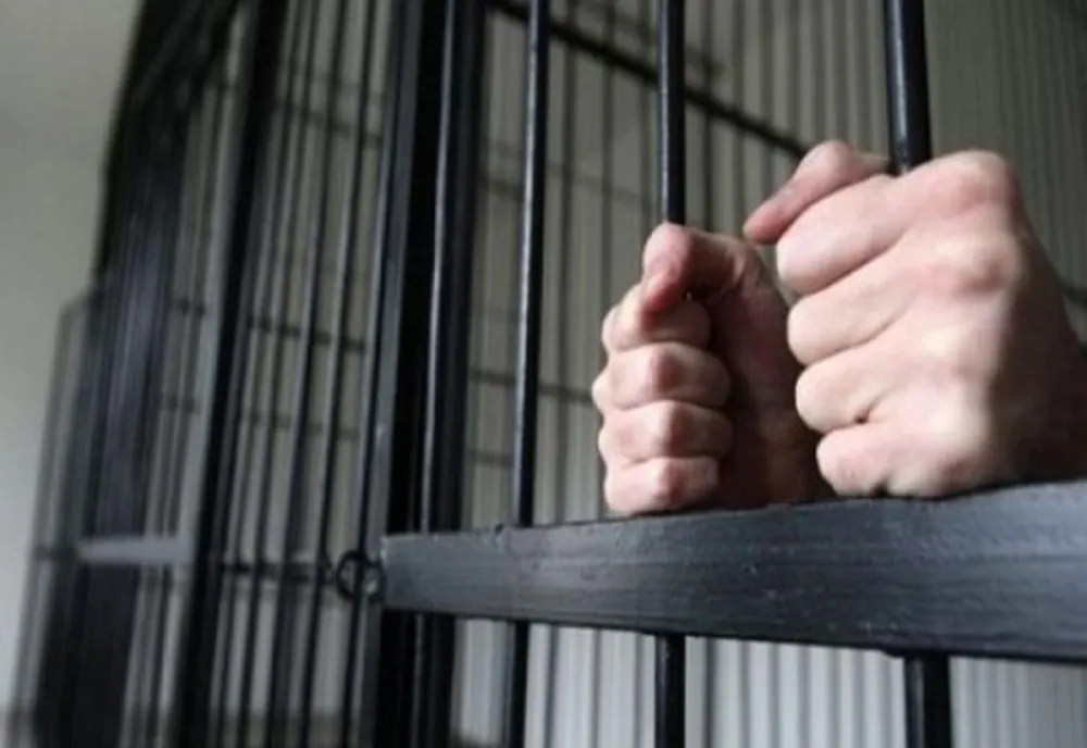 Mandat pus în aplicare de polițiști