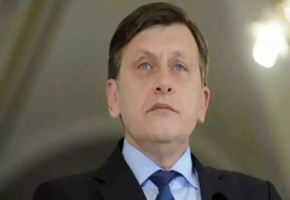 OFICIAL: UDMR ÎL SUSȚINE PE CRIN ANTONESCU LA ALEGERILE PREZIDENȚIALE