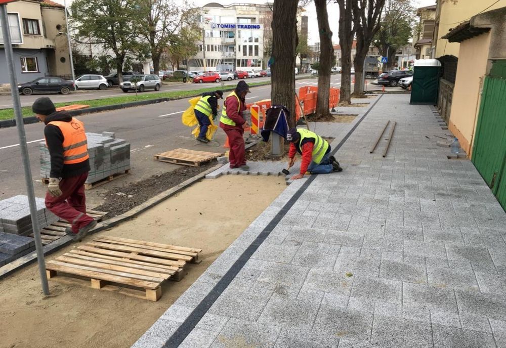 Se lucrează intens la reabilitarea bulevardului Mamaia din Constanța