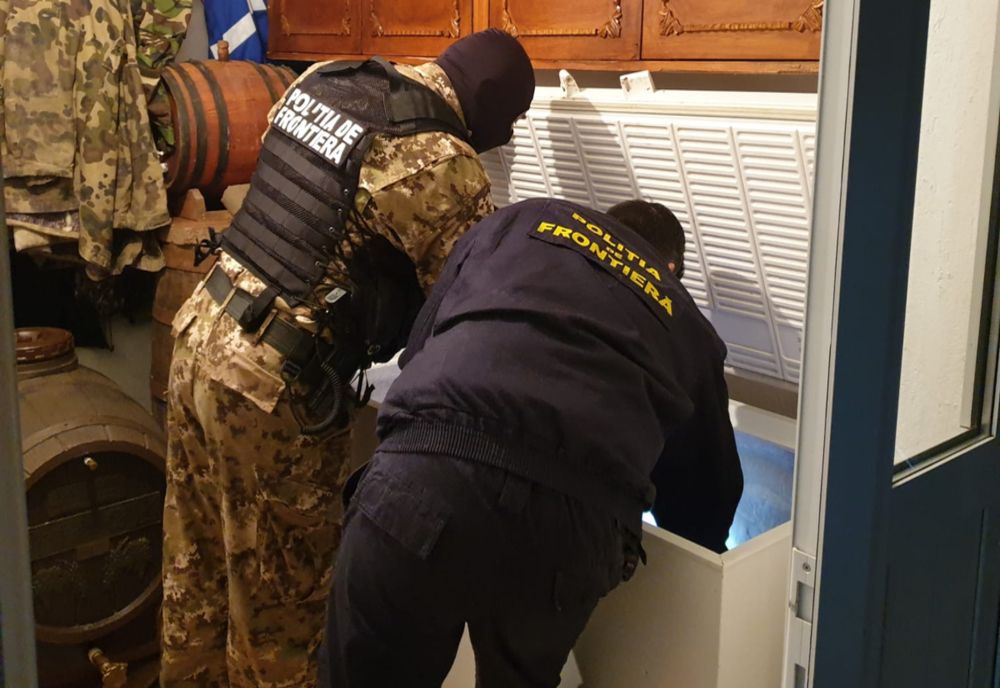 FOTO VIDEO| Percheziții la braconierii din Enisala