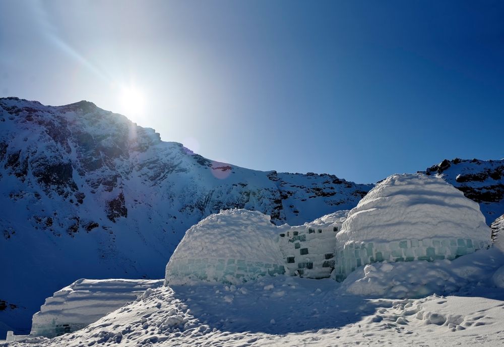 În această iarnă, Igloo Village va lua locul Hotelului de Gheaţă de la Bâlea Lac