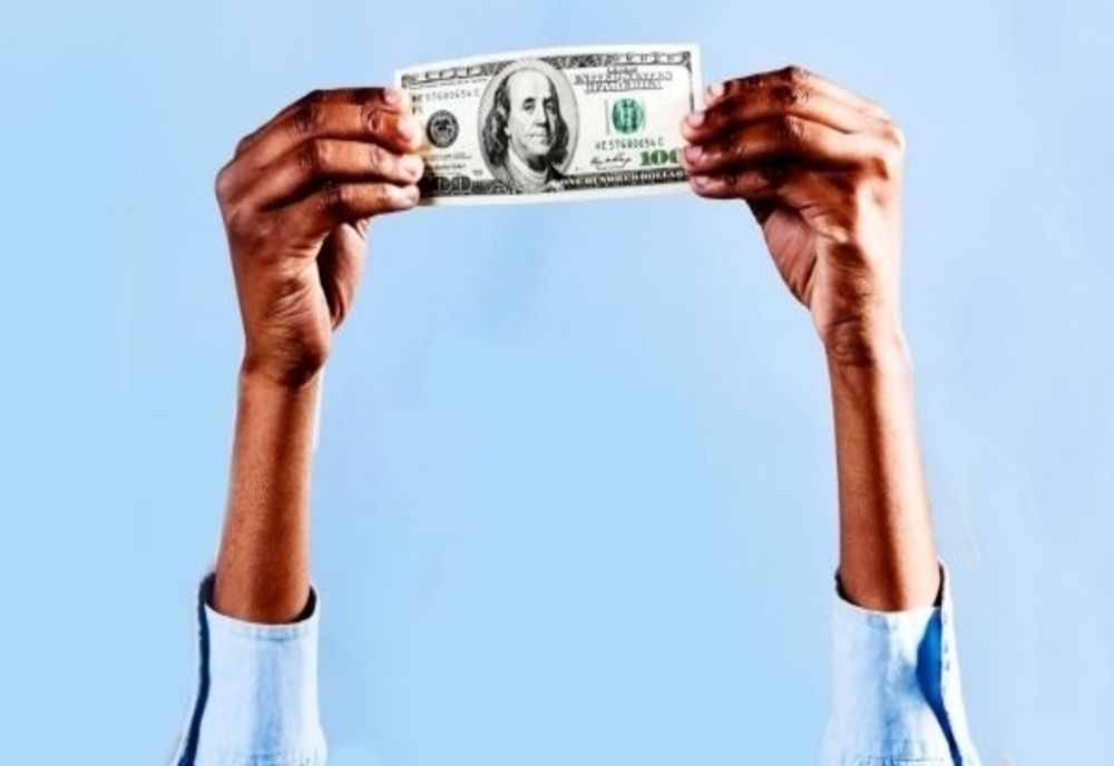 Analiză Economică : Nou maxim istoric pentru dolar.