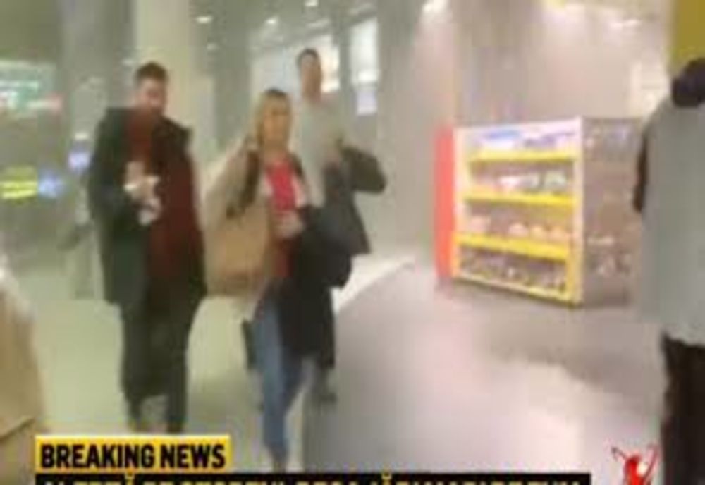 Panică pe aeroportul Otopeni din cauza unui incendiu. 500 de oameni au fost evacuați
