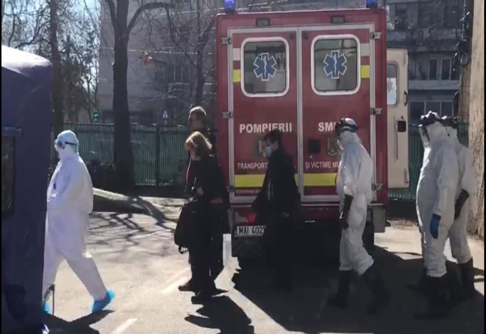 VIDEO| Senatorul Vergil Chițac adus fără izoletă la Spitalul de Boli Infecțioase din Constamța