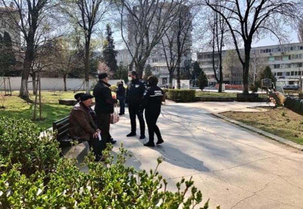 FOTO VIDEO| Persoanele cele mai vulnerabile în fața virusului COVID-19, bătrânii, nu respectă îndemnul de a sta acasă