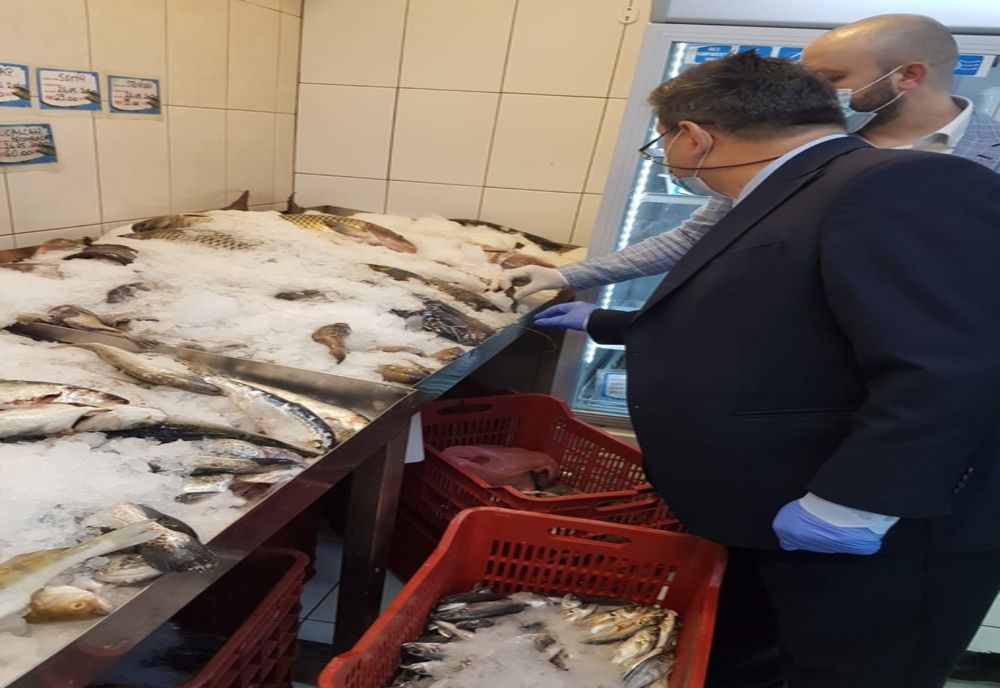 FOTO |ANPC în control la comercianții din piețele constănțene