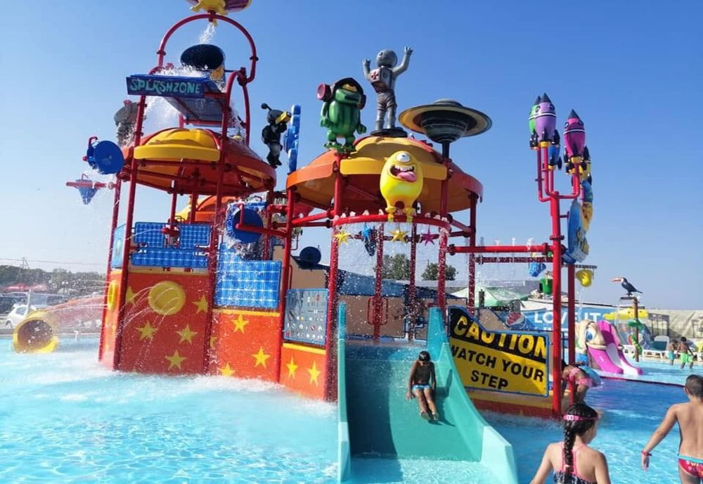 100 de copii din medii defavorizate, vacanțe gratuite pe litoral