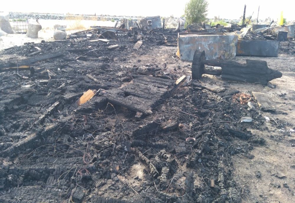 VIDEO FOTO| Beach-bar făcut scrum după un incendiu