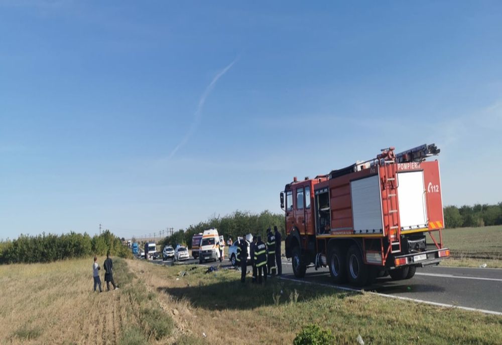 FOTO VIDEO| Accident cumplit, trei morți și un rănit