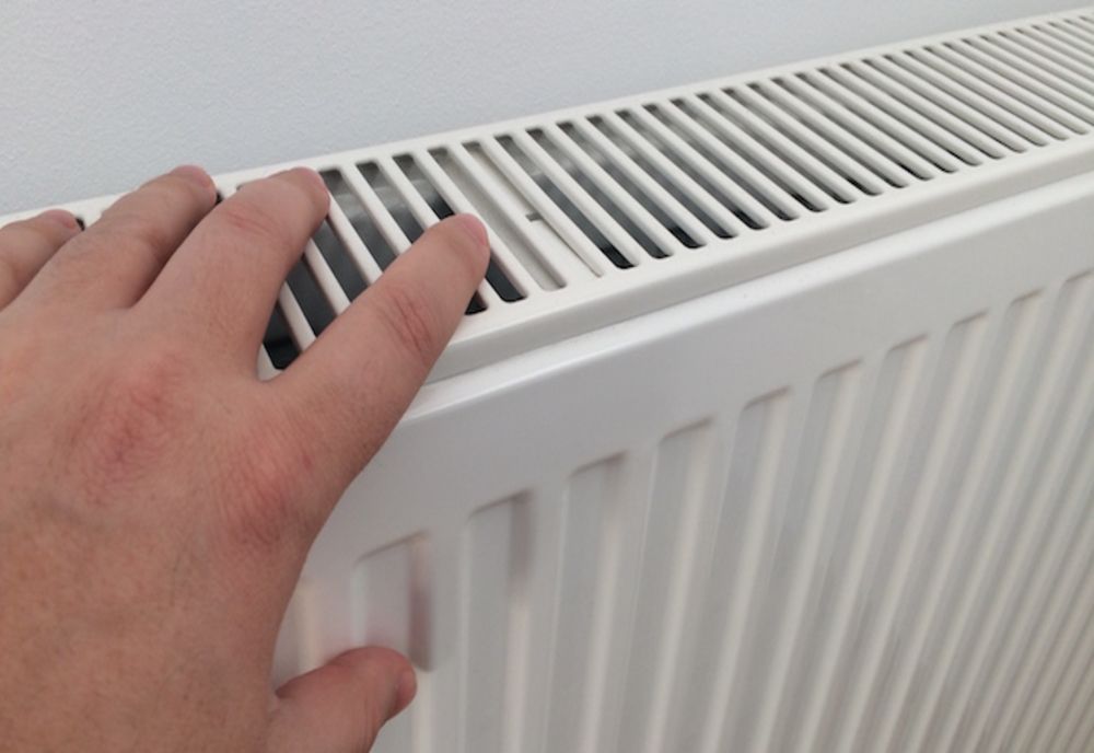 Constănțenii din Peninsulă fără apă caldă și căldură