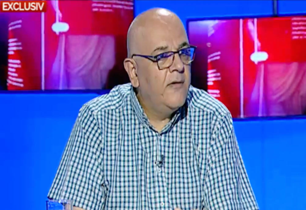 Raed Arafat critică nerespectarea regulilor și cozile din magazine