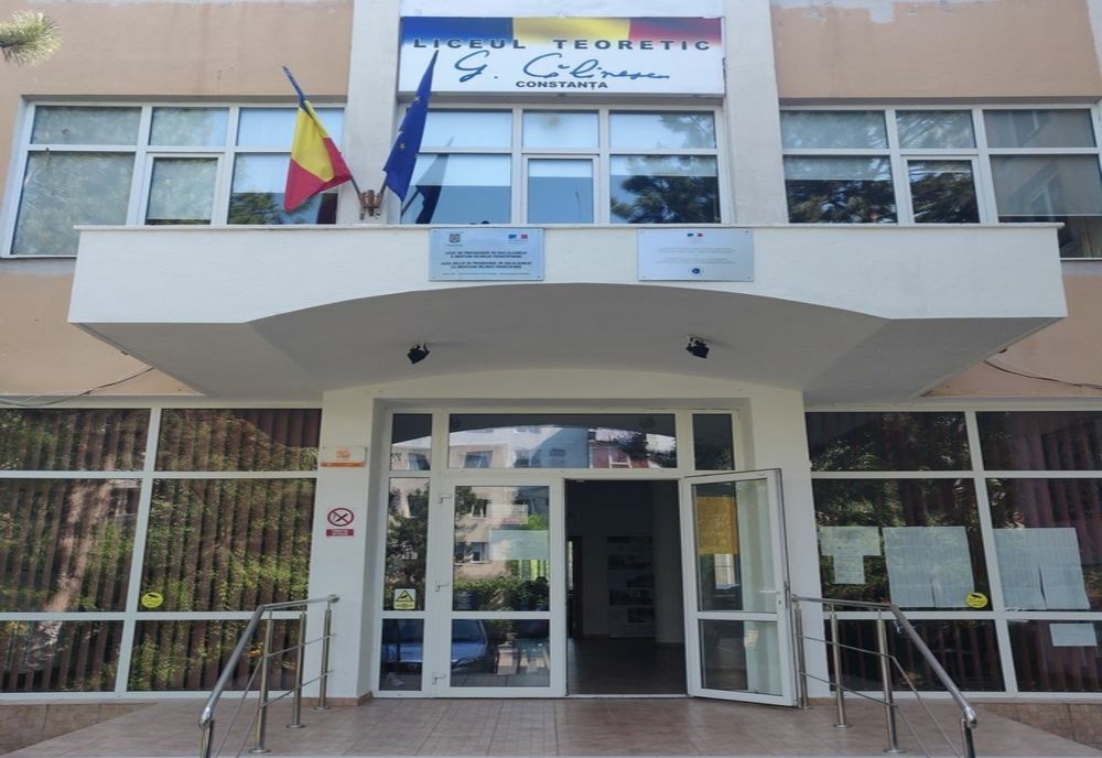 Liceenii de la „Călinescu“ s-au întâlnit online cu reprezentanții BNR Constanța