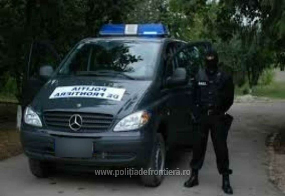 Grup de turci, oprit de poliţiştii de frontieră la graniţa cu Bulgaria