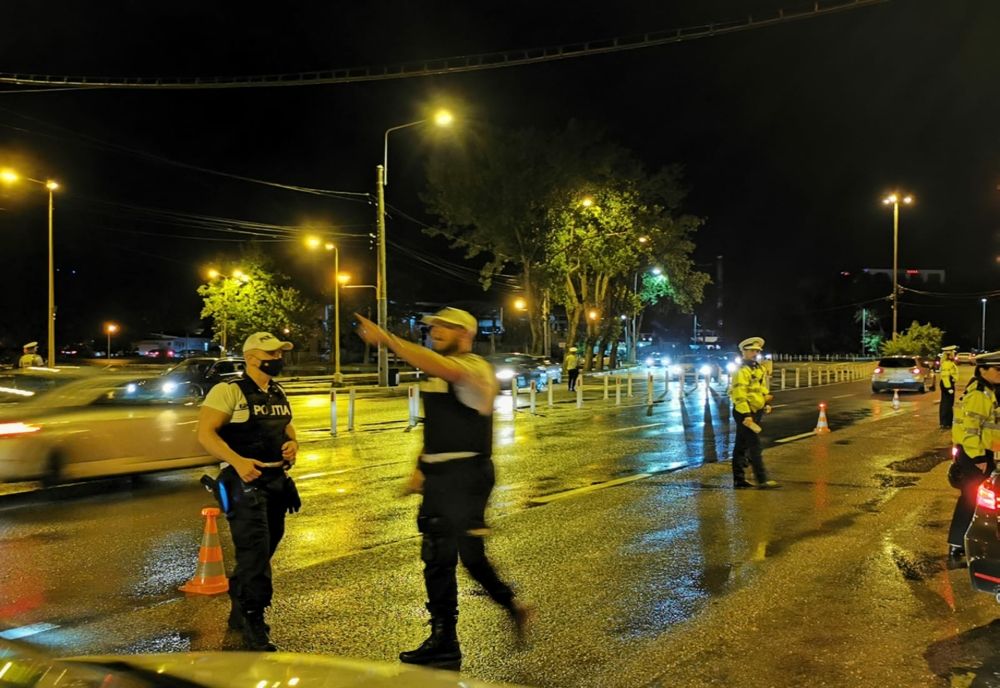 FOTO VIDEO Polițiștii au ieșit pe străzi. S-au dat amenzi pe bandă rulantă