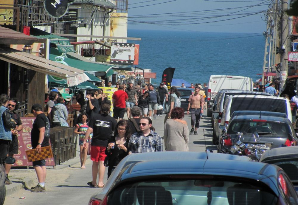 Razie a polițiștilor la agenții economici din Vama Veche