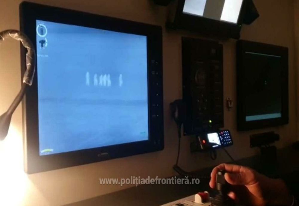 VIDEO Migranți turci și o călăuză, depistați de polițiștii de frontieră constănțeni