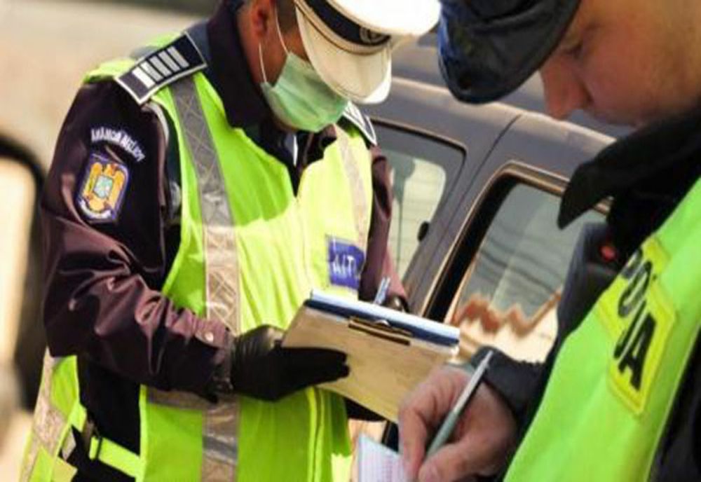 Transportatorii de marfă și persoane, în atenția polițiștilor. Amenzi pe bandă rulantă