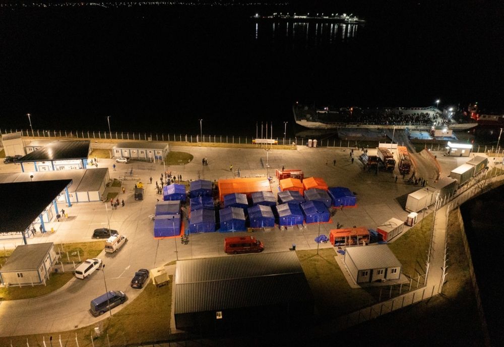 VIDEO Corturi pentru refugiați montate la Isaccea. ISU Constanța trimite o tabără mobilă