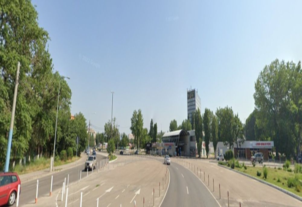 Sens giratoriu la intrarea în Mamaia