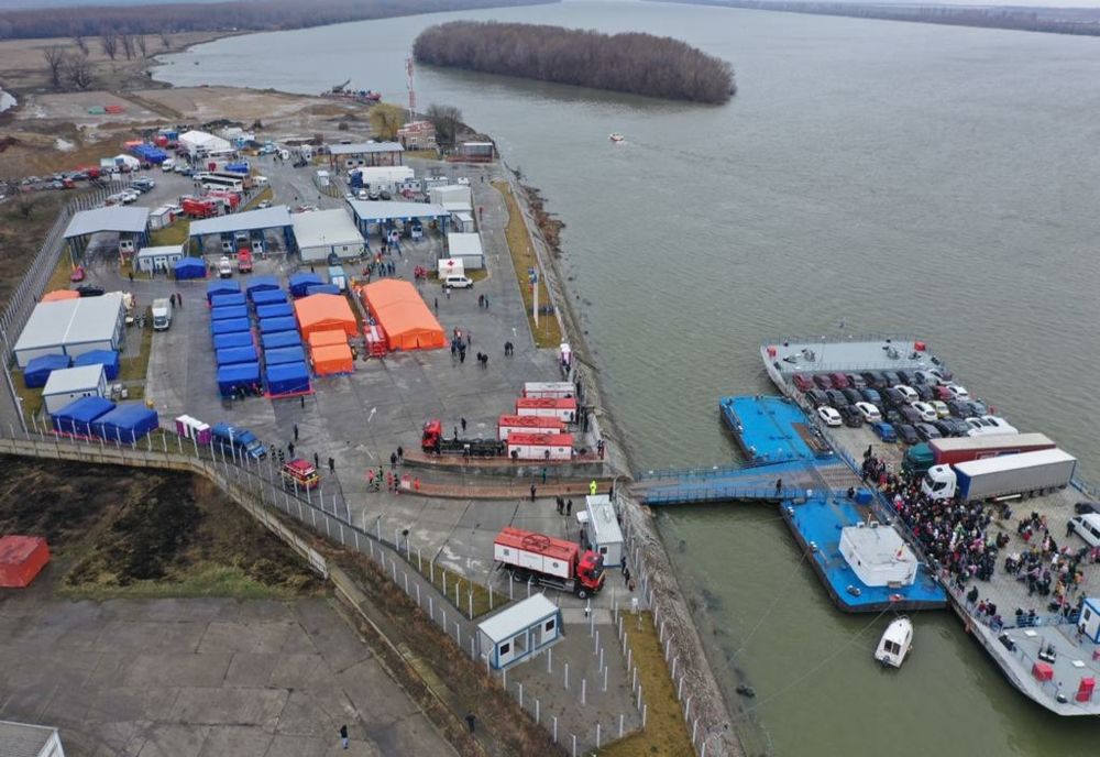 Convoaiele umanitare pentru Ucraina, taxate. Un TIR ajunge să plătească 80 de euro pentru o trecere prin Vama Isaccea