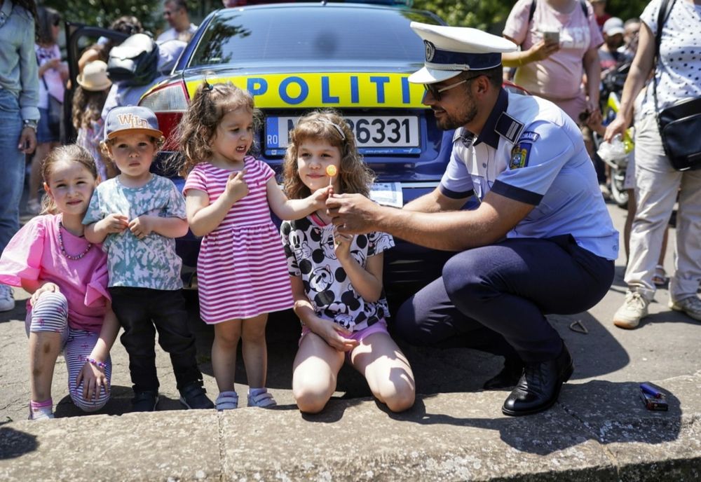 FOTO Ziua Internațională a copilului, sărbătorită cu polițiștii constănțeni