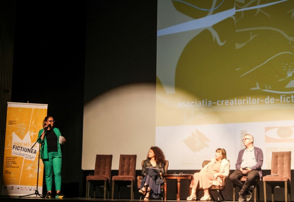 Câștigătorii premiilor FICȚIUNEA