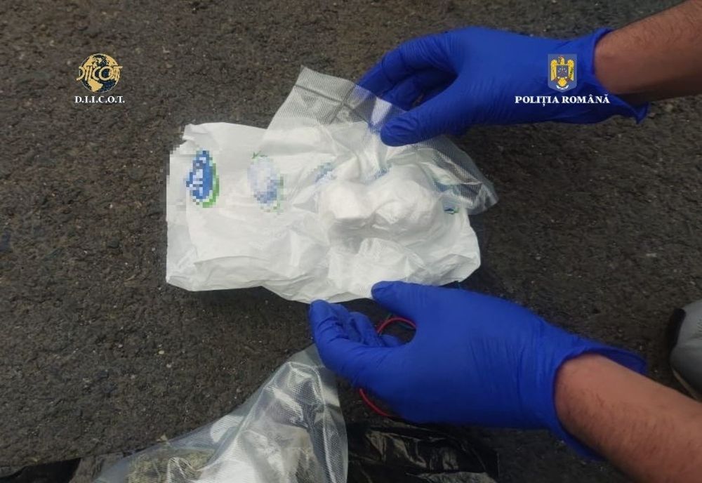 CONSTANȚA VIDEO Bucureștean prins în flagrant când vindea cocaină și cannabis