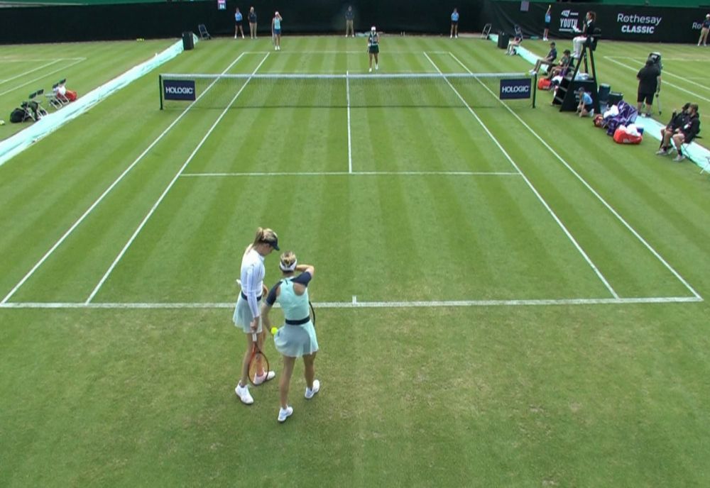 Simona Halep, eliminată în primul tur al WTA Birmingham la dublu