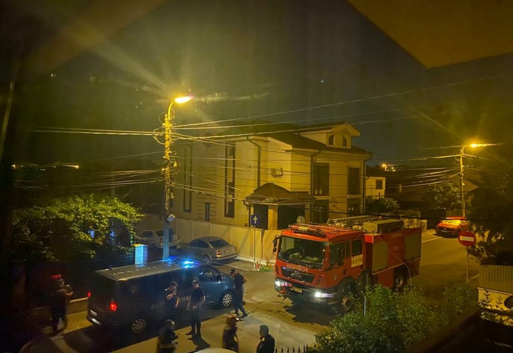 FOTO VIDEO Alertă în Constanța din cauza unui colet suspect