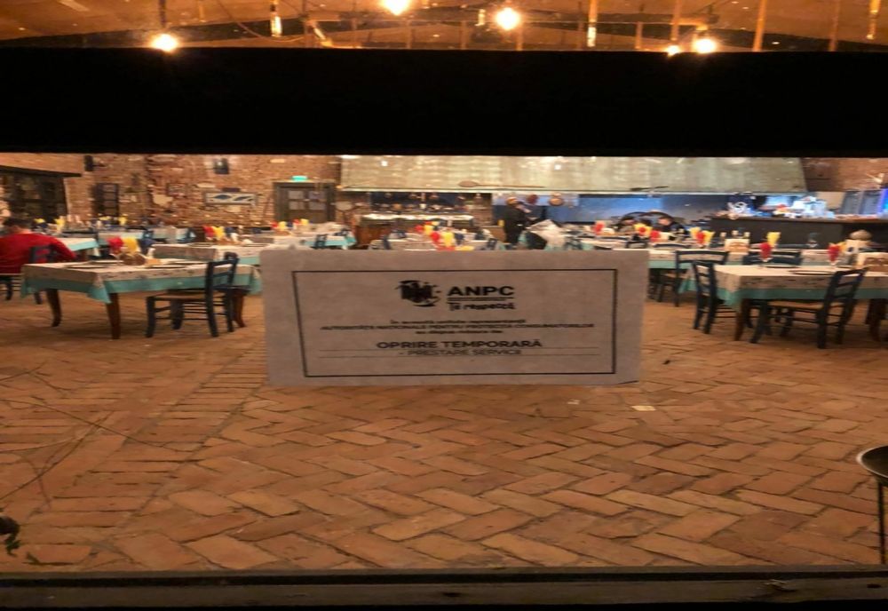 FOTO VIDEO Cherhana de pe litoral, închisă de ANPC. Produse alimentare  expirate şi de 3 ani