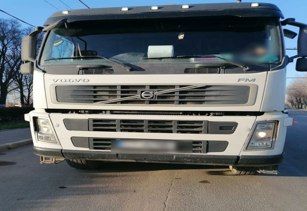 Controale în trafic. Sancțiuni de peste 40.000 de lei pentru lipsa autorizației de folosire a tramei stradale și a avizului de traseu 