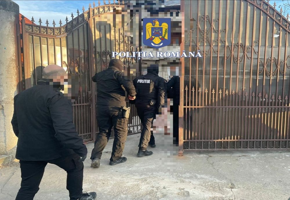 Percheziții în Constanța și Olt. Bărbat reținut pentru delapidare și fals și abuz în serviciu