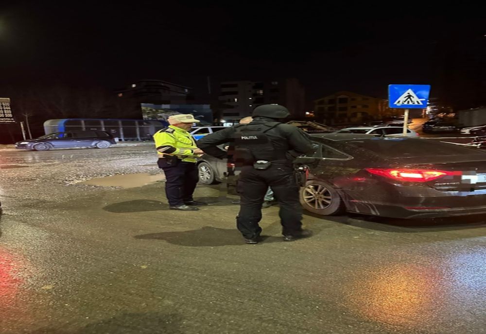 Razie de noapte a polițiștilor. Amenzi pe bandă rulantă
