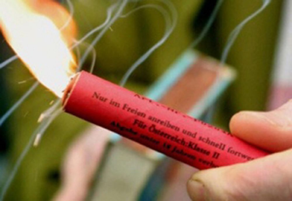 S-a terminat cu bubuiturile de Sărbători! Petardele au fost interzise definitiv. Amenzile te ard la buzunar!