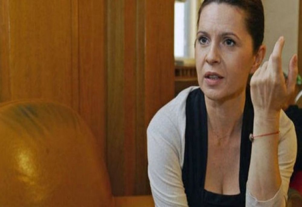 Contul de WhatsApp al noii șefe TVR, spart de hackeri: mesajele prin care se cereau bani au ajuns la cunoscuți