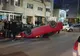 VIDEO|Neatenția la volan. S-a răsturnat cu mașina pe carosabil