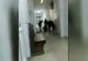 Revoltător! Bărbat târat pe hol și dat afară CU MĂTURA din spital
