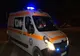 Impact violent între două autoturisme. O victimă