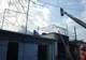 FOTO Garaj cuprins de flăcări. Intervin pompierii cu trei autospeciale